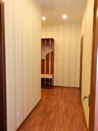 Апартаменты 2-room Luxury Apartment on Trehubenka Street 12, by GrandHome Запорожье Апартаменты с 1 спальней-11