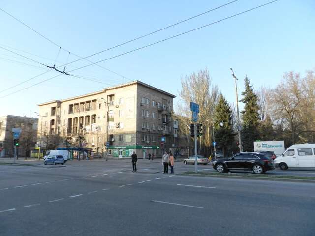 Апартаменты 2-room Luxury Apartment on Trehubenka Street 12, by GrandHome Запорожье-36